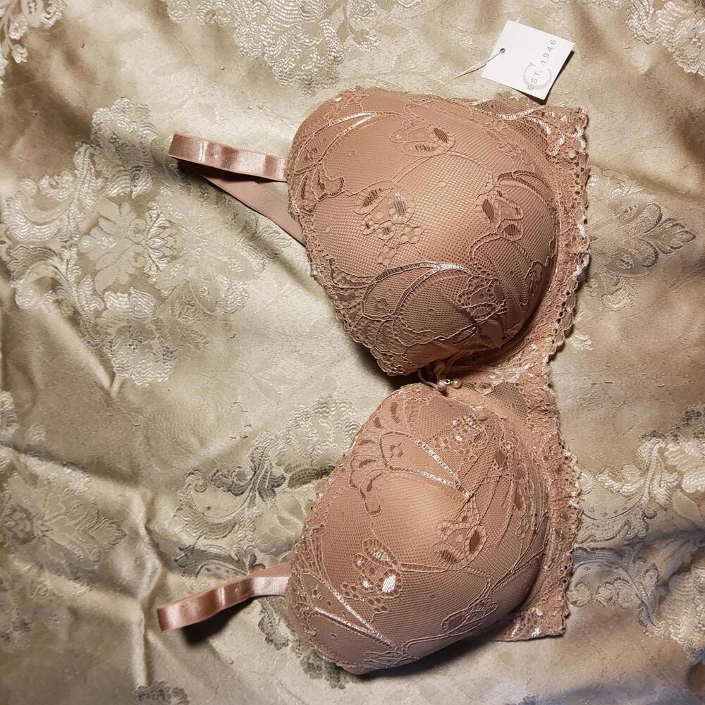 NWT 42C Unit Bra underwire